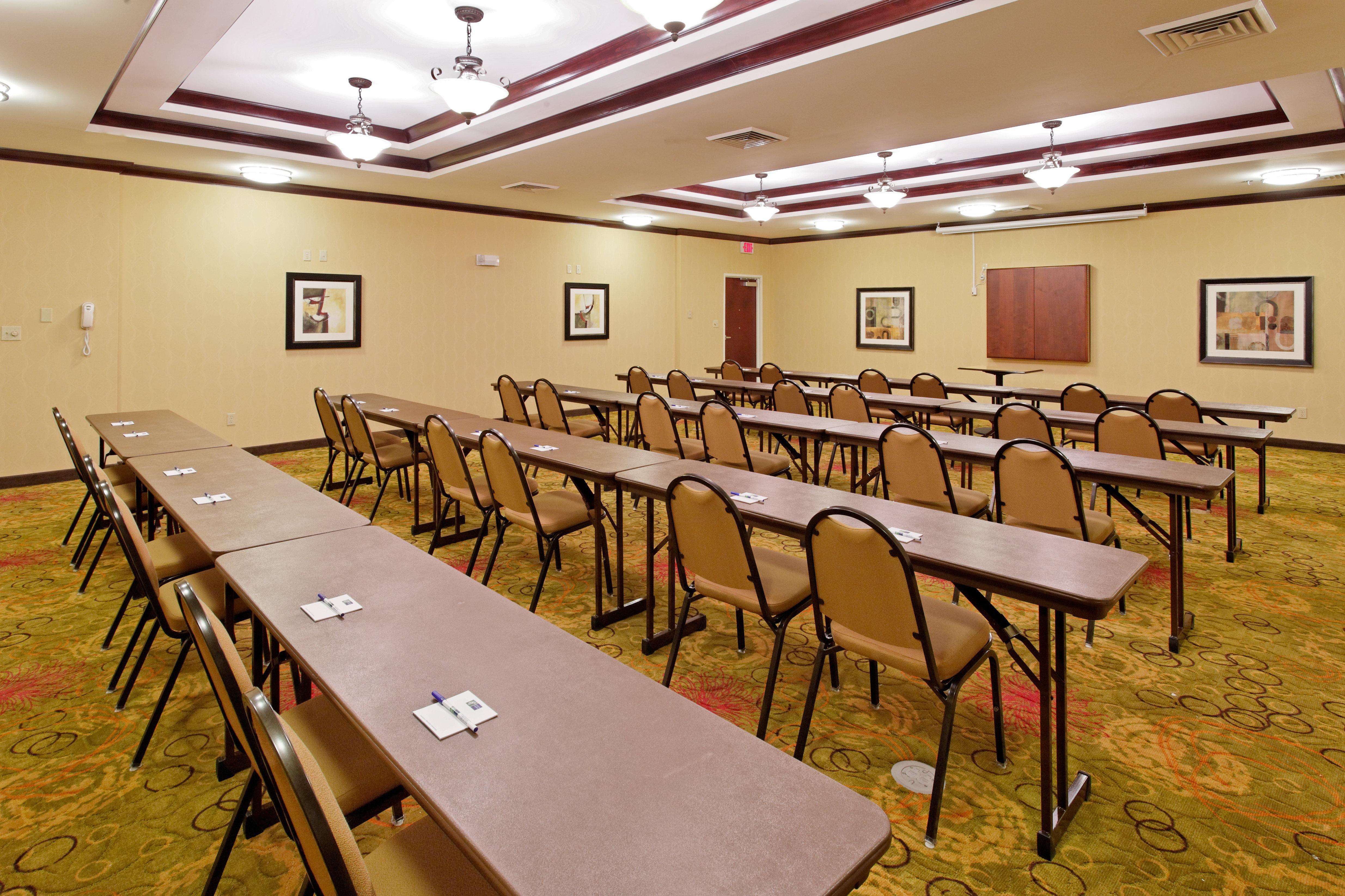 Holiday Inn Express Florence Northeast By Ihg Exteriör bild