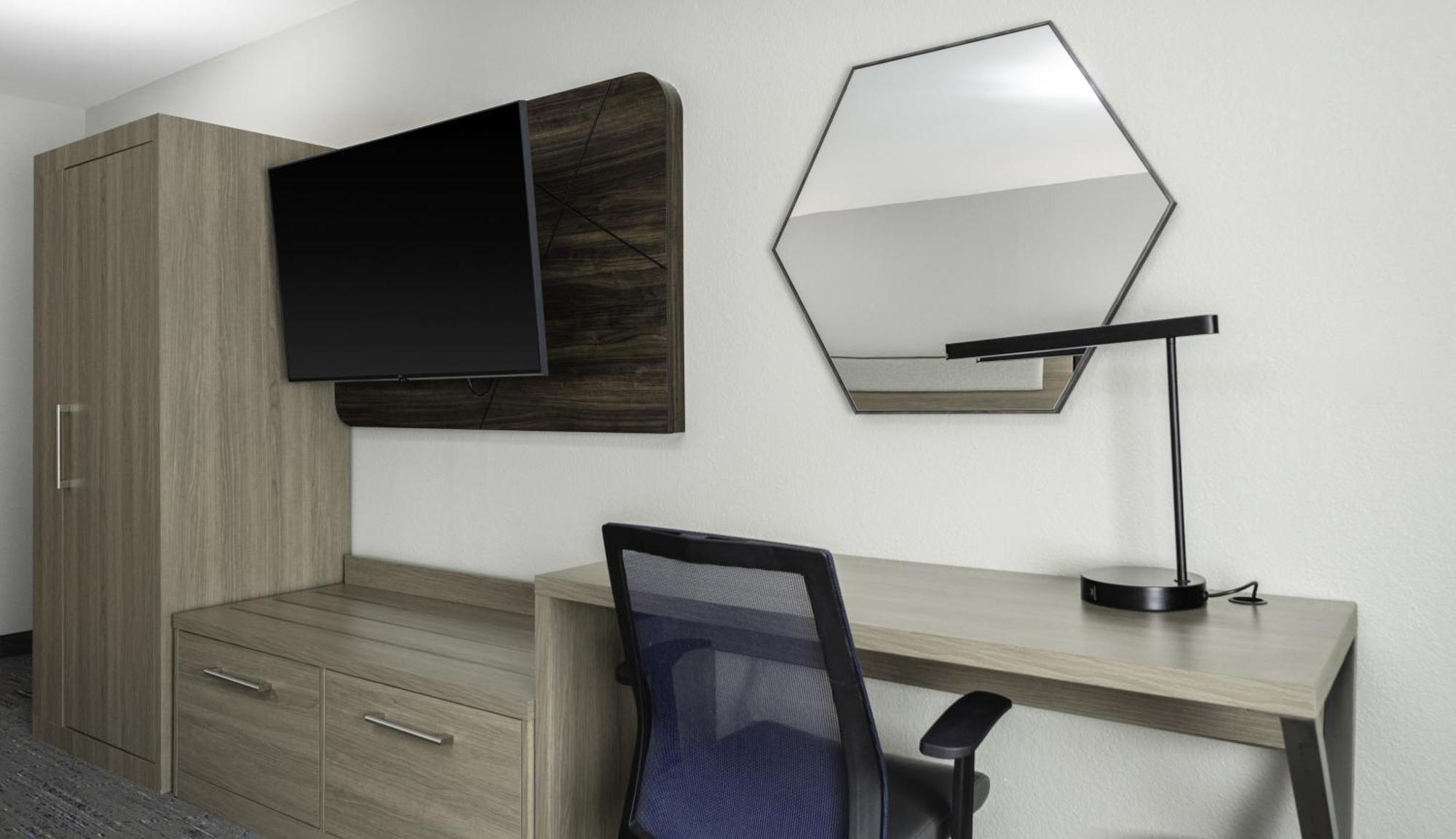 Holiday Inn Express Florence Northeast By Ihg Exteriör bild